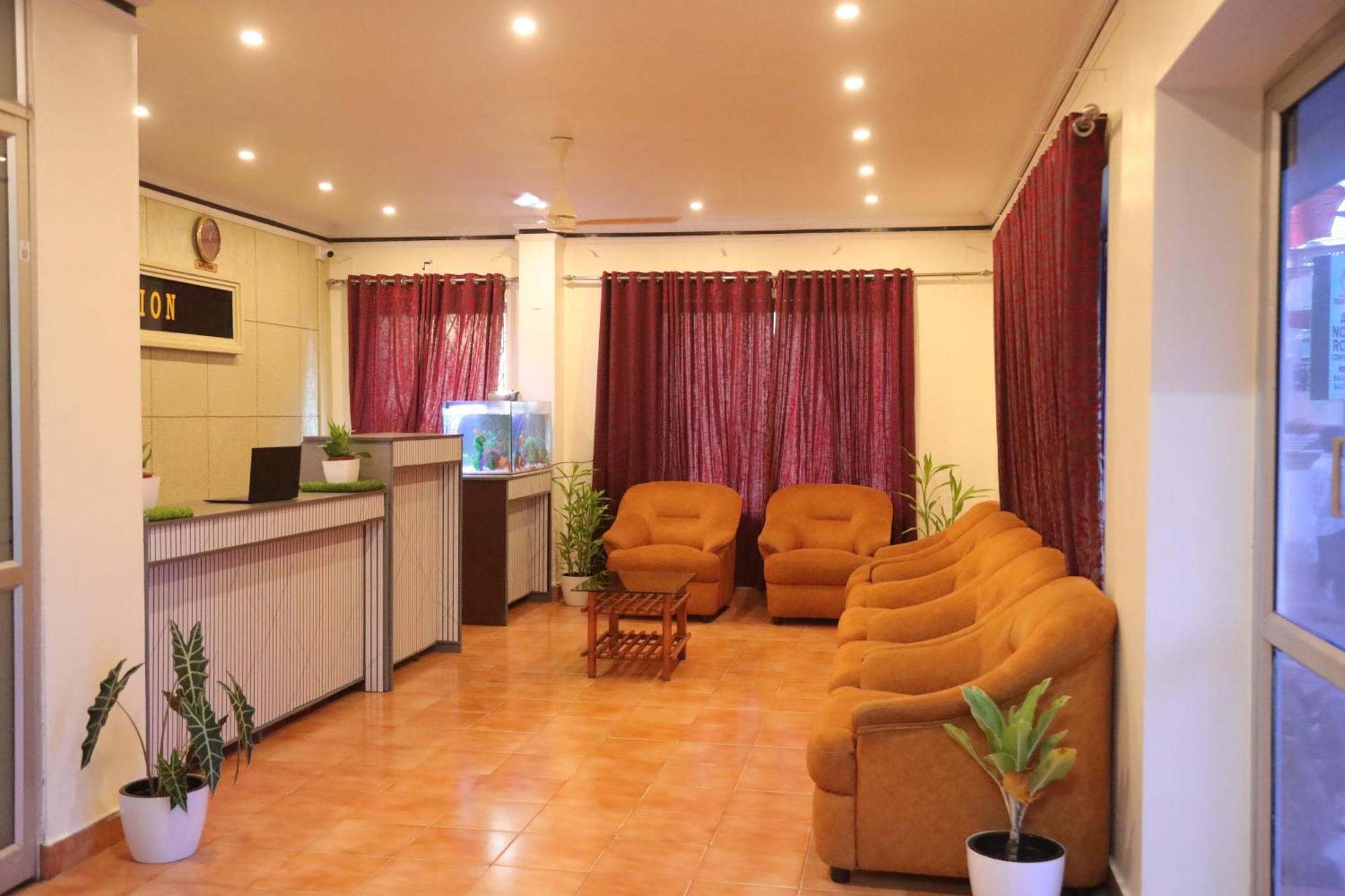 Grand Harmony Beach Resort Kovalam Kültér fotó