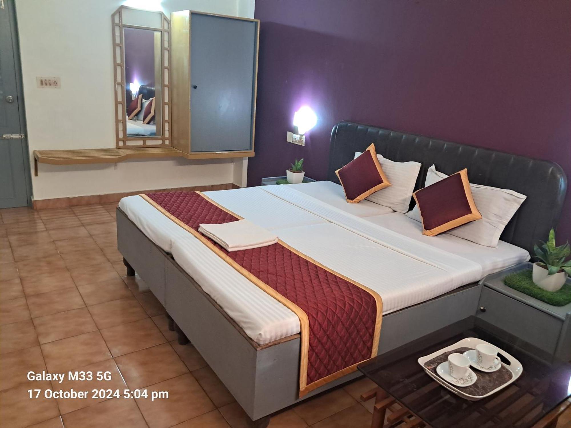Grand Harmony Beach Resort Kovalam Kültér fotó